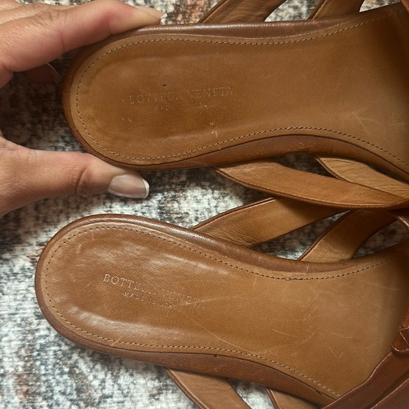 Bottega Veneta Intrecciato Weave Leather Slides - Picture 4 of 7